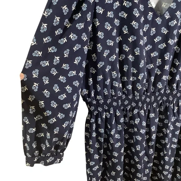 Draper James Navy Floral Peasant Dress - Picture 4 of 8